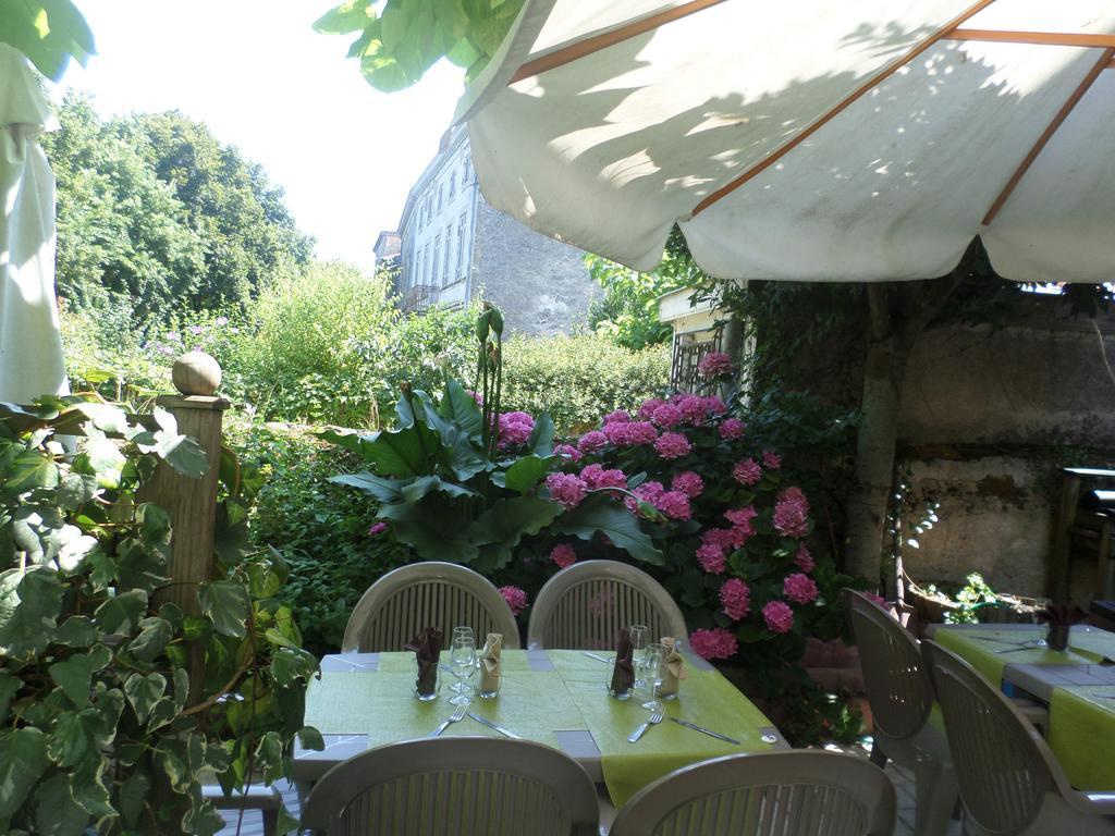 Appart'Hotel Les Tilleuls Saint-Macaire Room photo