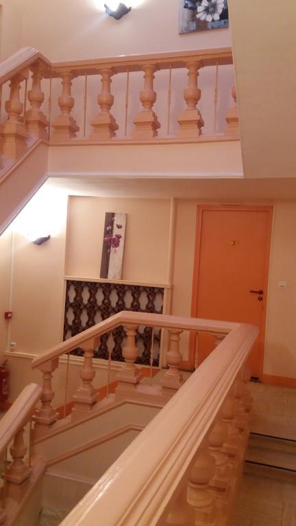 Appart'Hotel Les Tilleuls Saint-Macaire Exterior photo