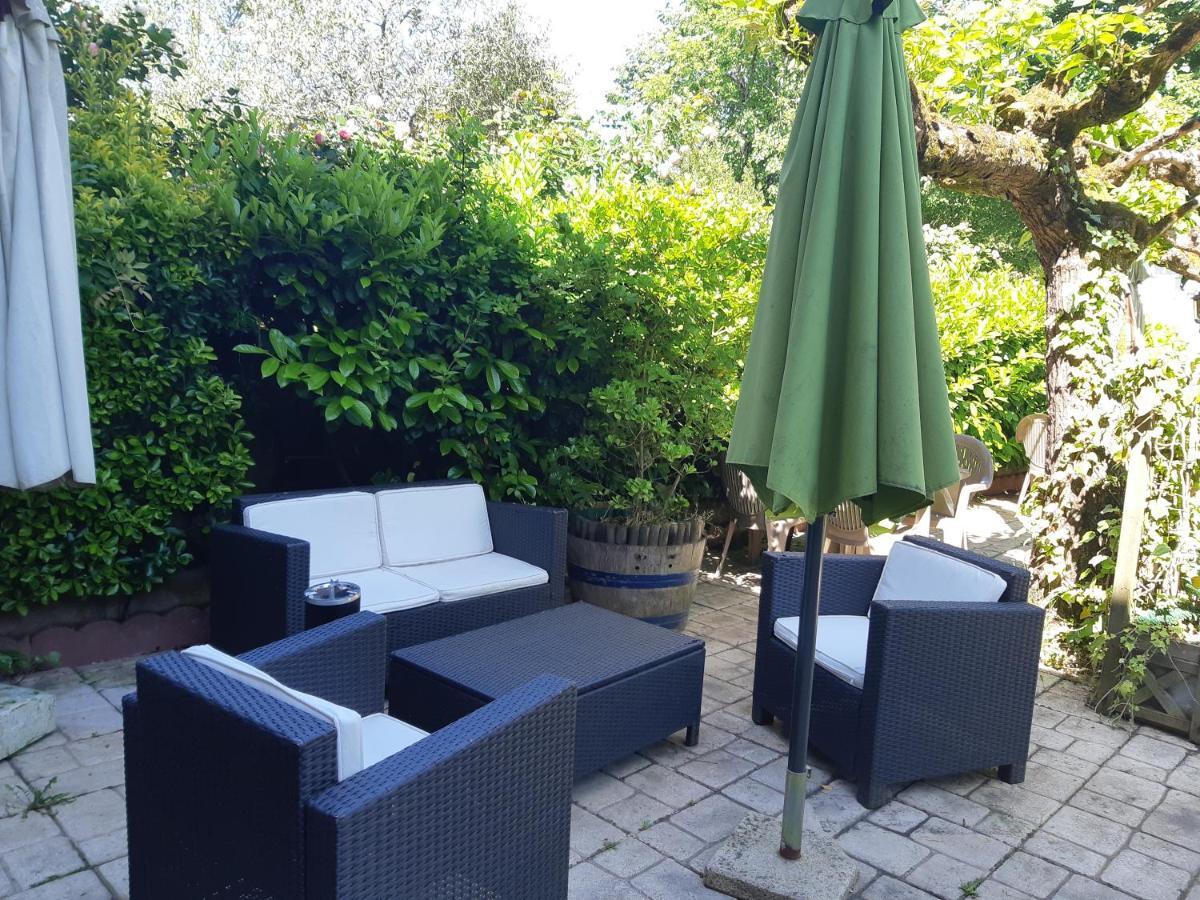 Appart'Hotel Les Tilleuls Saint-Macaire Exterior photo